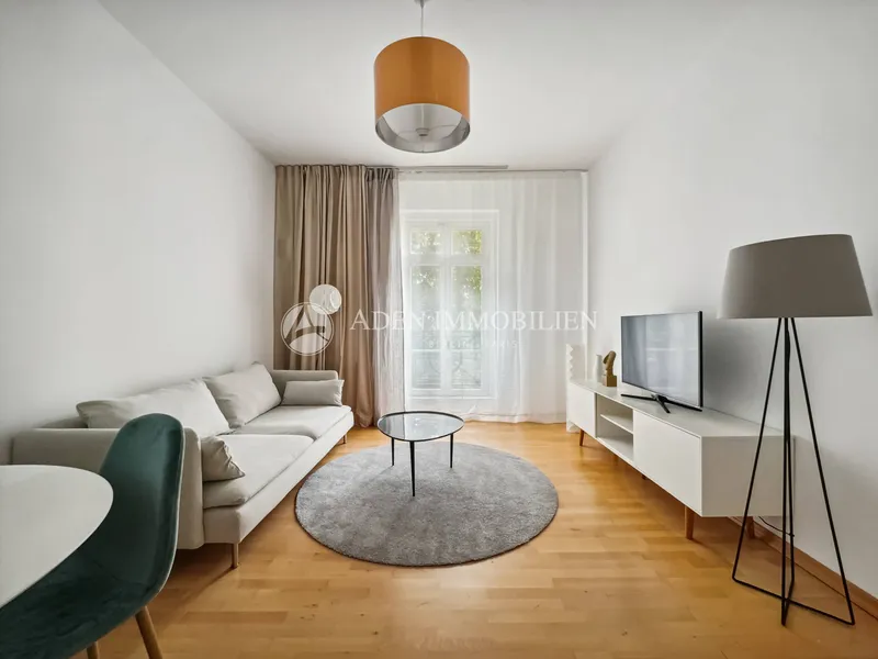 Modern möblierte 2-Zimmer-Wohnung am Strausberger Platz – 1.600 EUR All-inclusive — photo 1